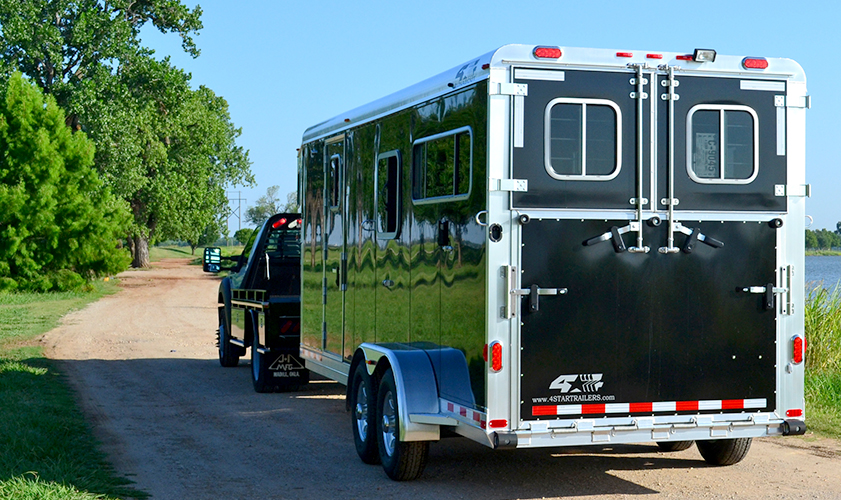 4 Star Horse Trailers | Custom Horse Trailer | CSTK